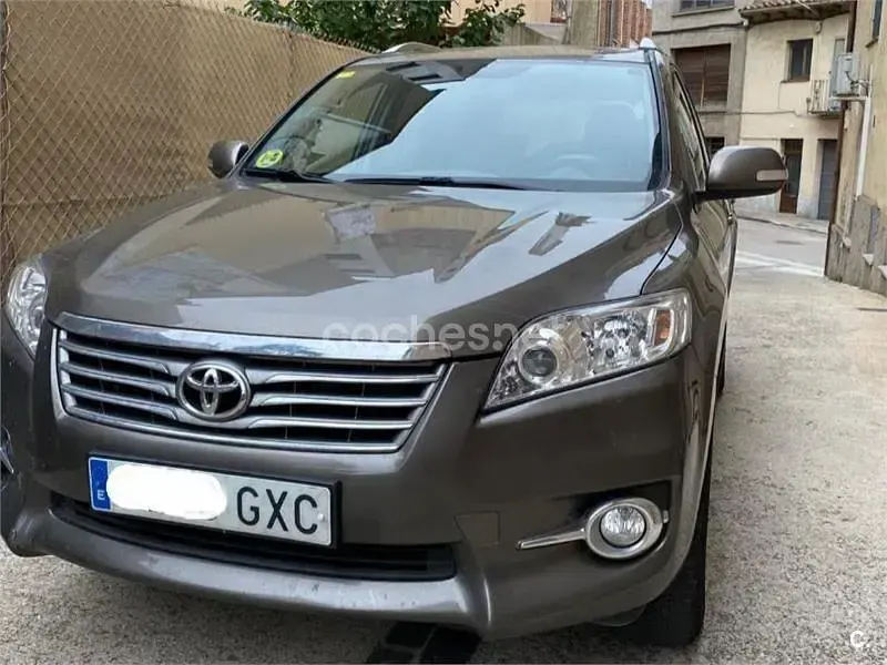 Usado Toyota RAV4 Advance 150 CV (110 kW) 2013 Marrón SUV