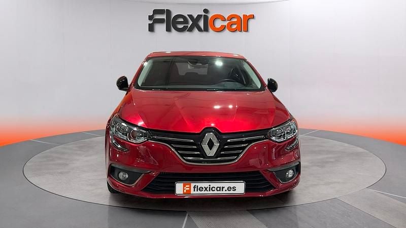 Usado Renault Mégane IV Bose Edition 132 CV (97 kW) 2018 Rojo Utilitario