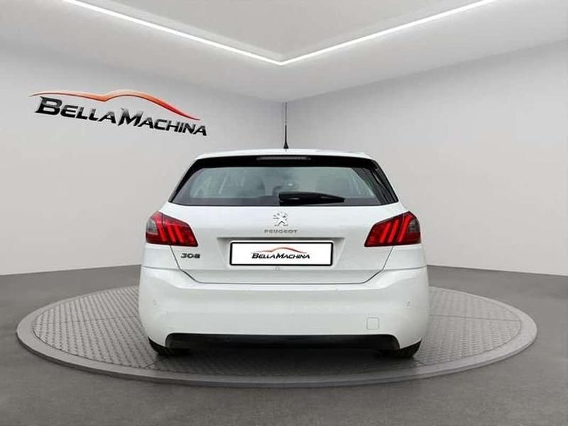 Usado Peugeot 308 Style 131 CV (96 kW) 2021 Blanco Utilitario