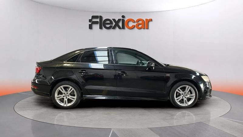 Usado Audi A3 Premium 110 CV (80 kW) 2017 Negro Berlina