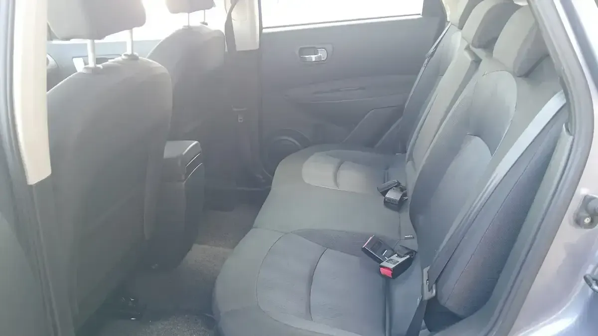 Usado Nissan Qashqai Premium Edition 110 CV (80 kW) 2010 Gris SUV