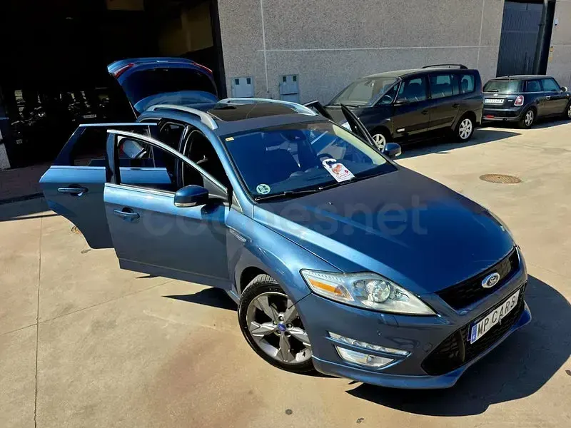Usado Ford Mondeo Titanium S 163 CV (119 kW) 2011 Azul Familiar