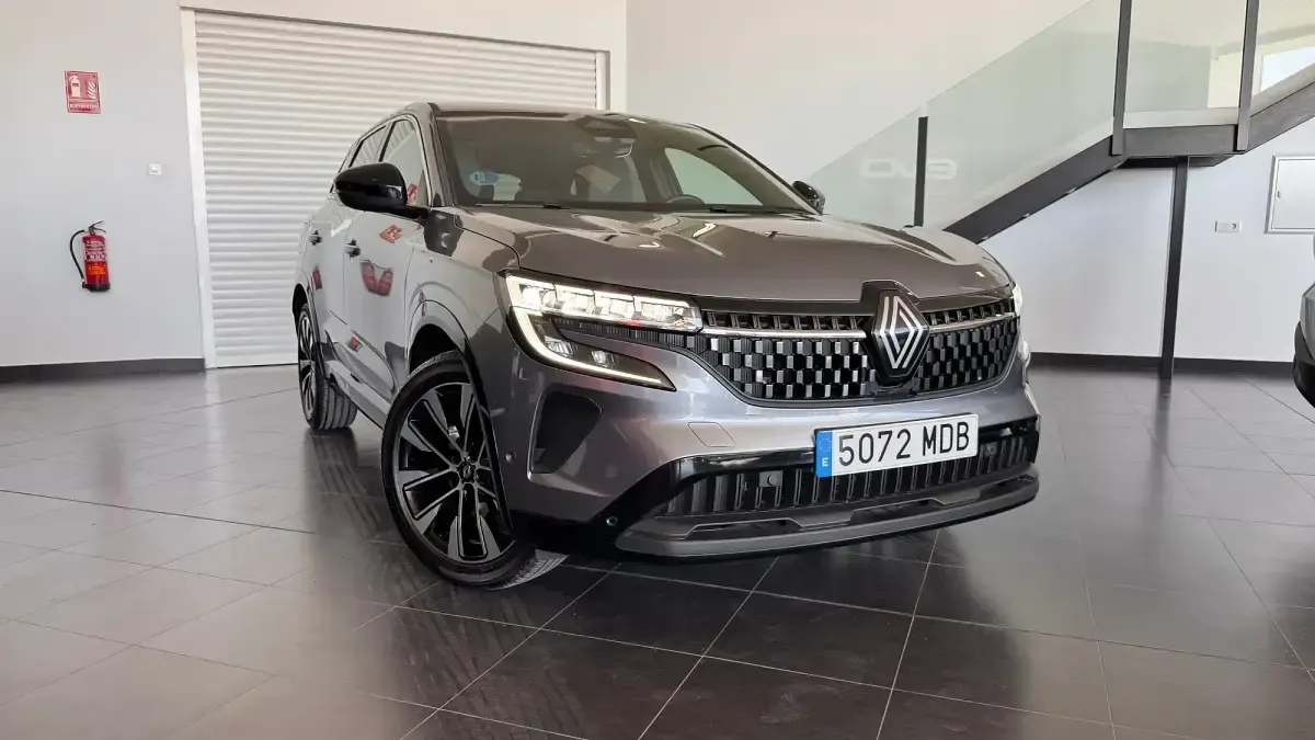 Usado Renault Austral Techno 140 CV (102 kW) 2022 Gris SUV