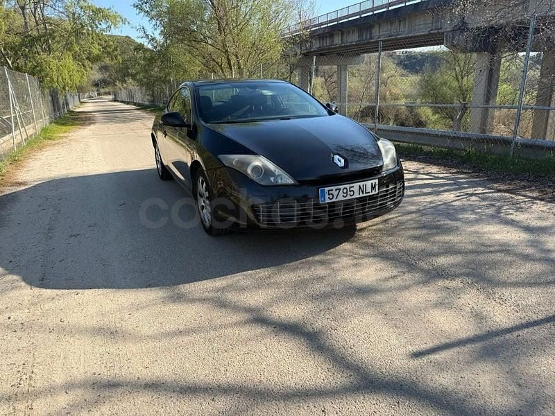 Usado Renault Laguna Coupé 150 CV (110 kW) 2011 Negro Coupe