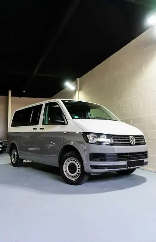 Usado VW Caravelle Comfortline 114 CV (83 kW) 2016 Blanco Van