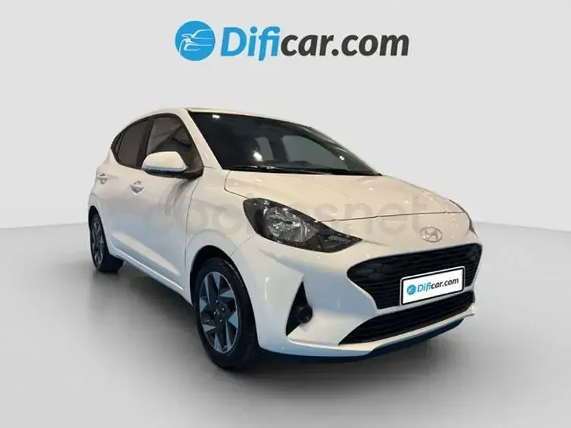 Usado Hyundai i10 63 CV (46 kW) 2025 Blanco Utilitario