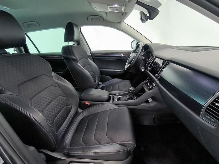 Usado Skoda Kodiaq Ambition 150 CV (110 kW) 2020 Gris SUV