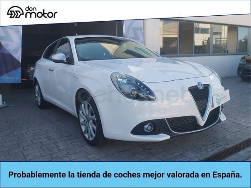 Usado Alfa Romeo Giulietta 120 CV (88 kW) 2019 Blanco Utilitario