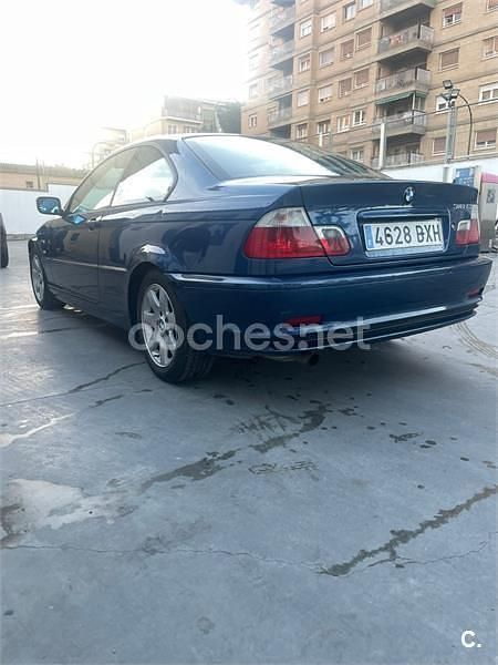 Usado BMW 318 118 CV (86 kW) 2002 Azul Coupe
