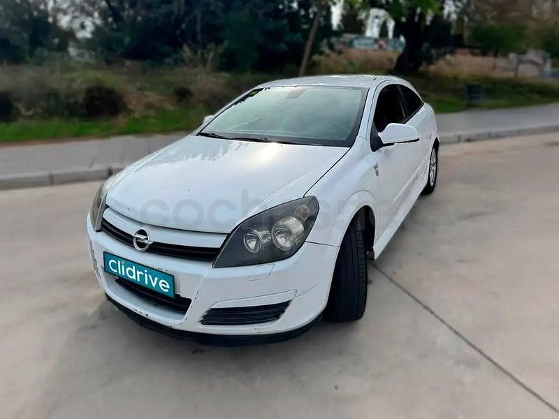 Usado Opel Astra GTC Sport 110 CV (80 kW) 2009 Blanco Berlina