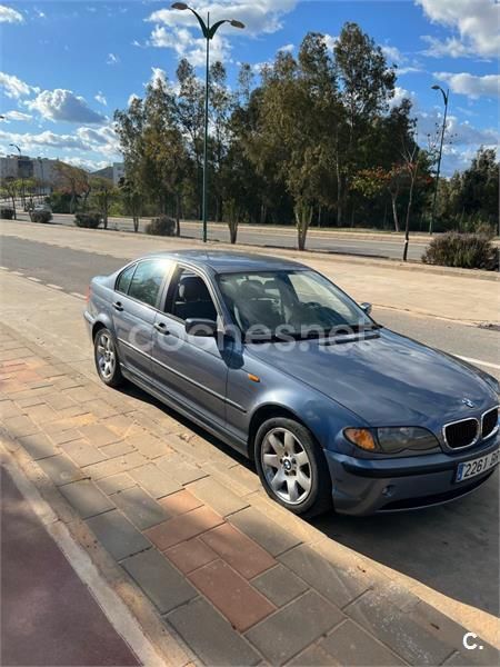 Azul Usado 2001 BMW 320 Berlina | 2500 € (Precio justo) - Imagen 1/2