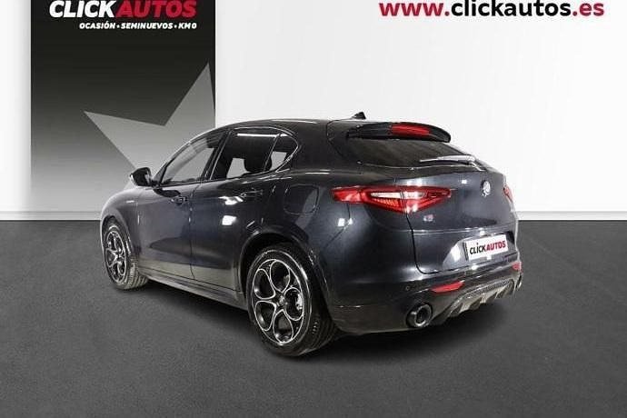 Usado Alfa Romeo Stelvio Veloce 210 CV (154 kW) 2022 SUV