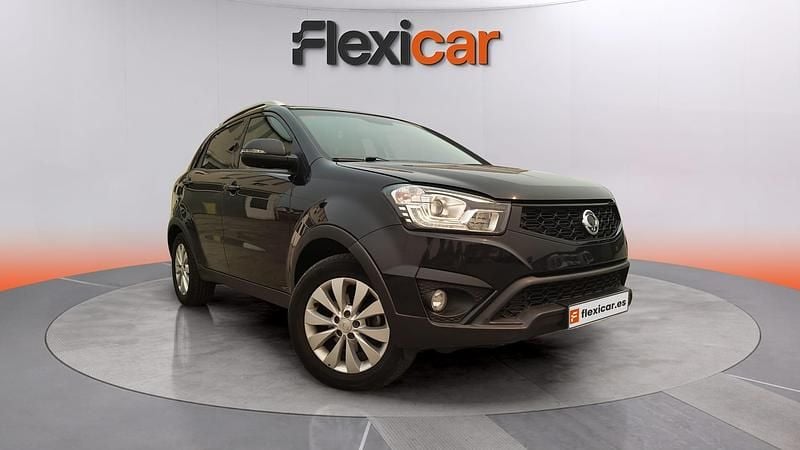 Usado Ssangyong (KGM) Korando Limited 178 CV (130 kW) 2016 Negro SUV