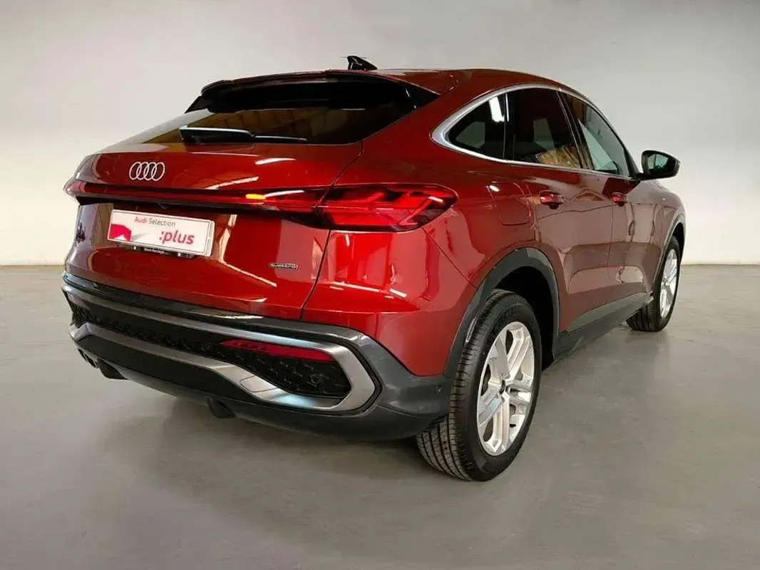 Usado Audi Q5 Sportback S-Line 204 CV (150 kW) 2026 Rojo SUV