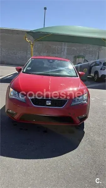 Usado Seat Leon SC I-Tech 105 CV (77 kW) 2015 Rojo Utilitario