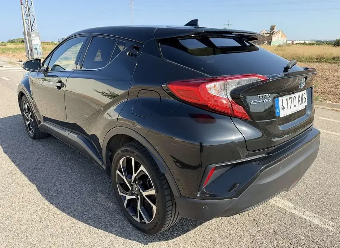 Usado Toyota C-HR Advance 122 CV (89 kW) 2018 Negro SUV