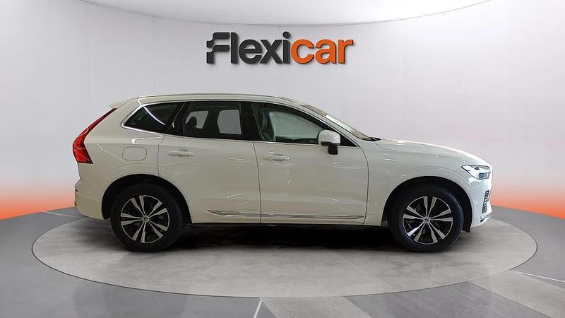 Usado Volvo XC60 Core 351 CV (258 kW) 2021 Blanco SUV