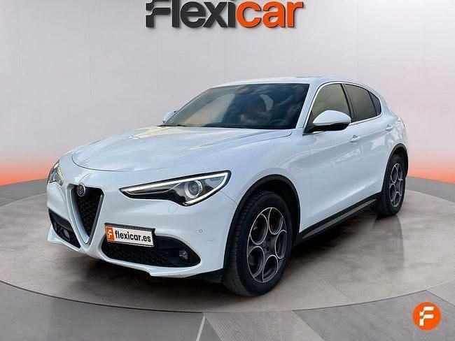 Usado Alfa Romeo Stelvio Executive 210 CV (154 kW) 2019 Blanco SUV