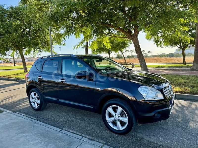 Violeta / lila Usado 2010 Nissan Qashqai Tekna SUV | 6490 € (Buen precio) - Imagen 1/4