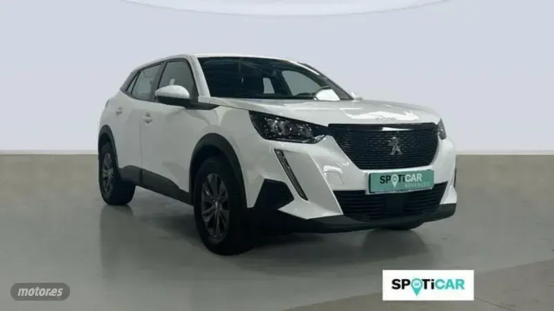 Usado Peugeot 2008 Active 110 CV (80 kW) 2021 Blanco SUV