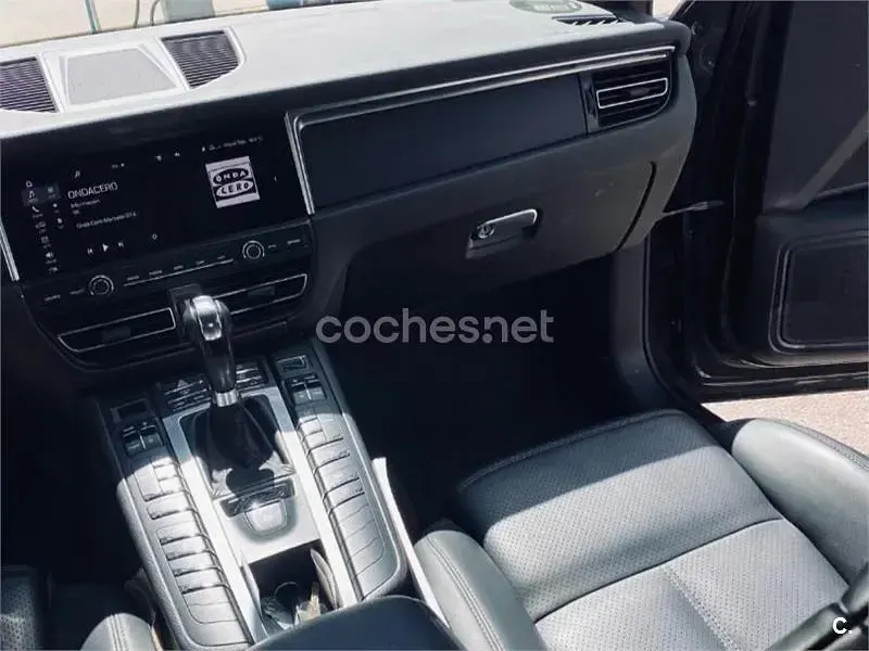 Usado Porsche Macan 245 CV (180 kW) 2020 Negro SUV