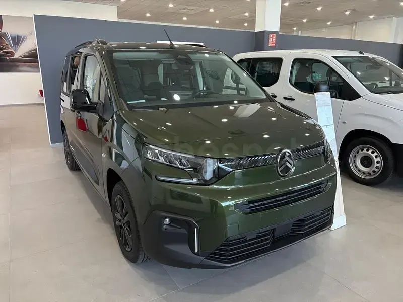 Nuevo Citroën Berlingo 100 CV (73 kW) 2026 Verde Monovolumen