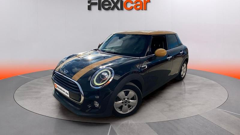 Usado Mini Cooper 136 CV (100 kW) 2019 Negro Utilitario