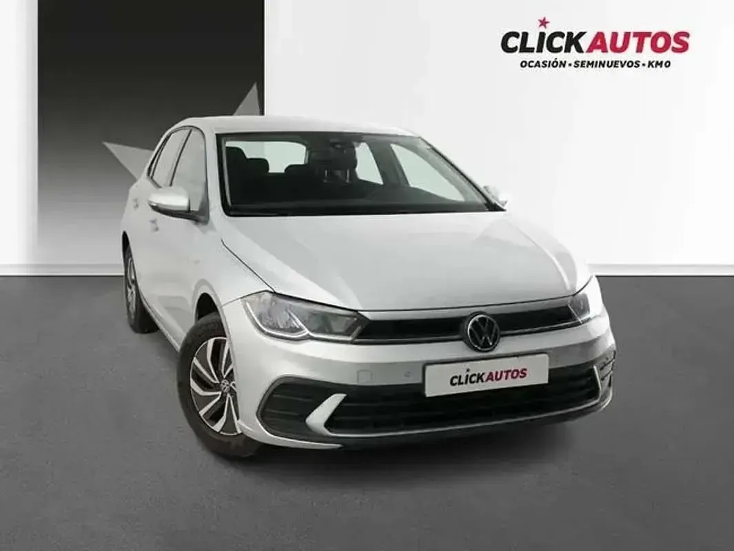 Usado VW Polo Life 95 CV (69 kW) 2024 Plateado Utilitario