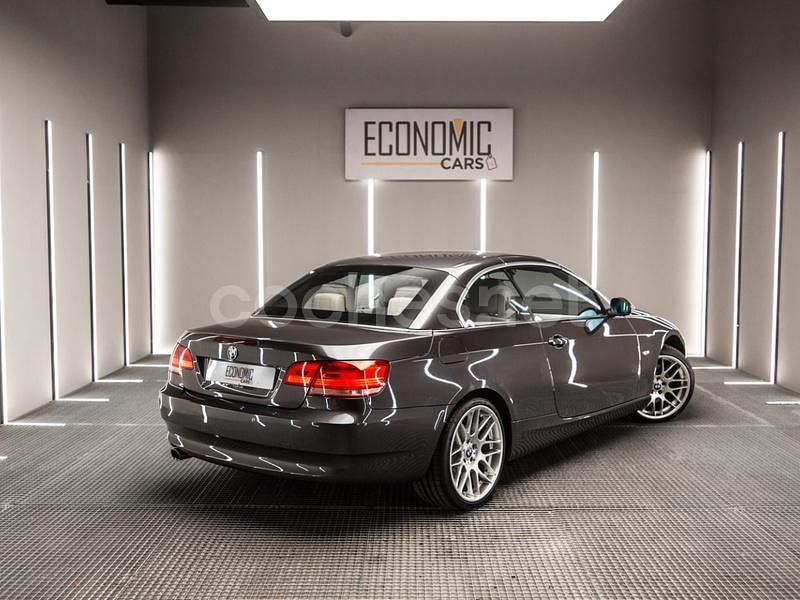Gris / plata Usado 2008 BMW 320 Cabriolet Descapotable | 16.000 € (Caro) - Imagen 1/4