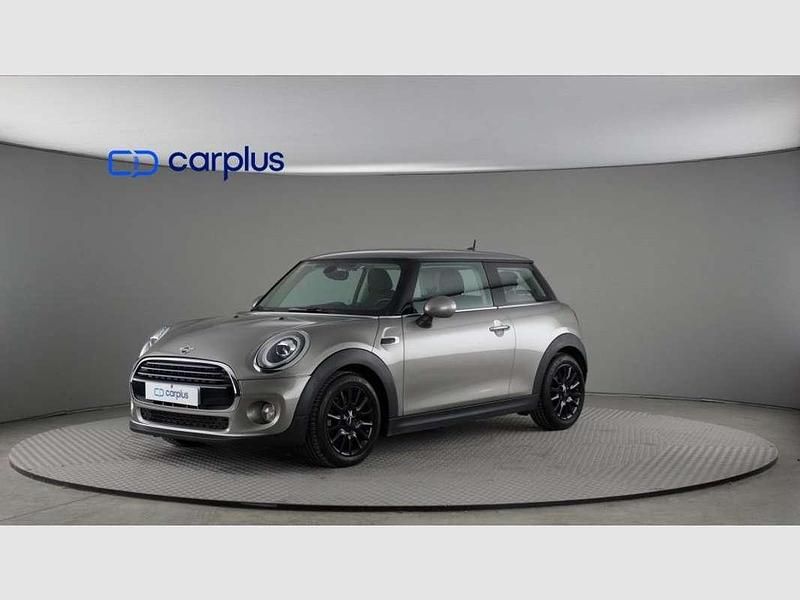 Usado Mini Cooper 136 CV (100 kW) 2018 Plateado Utilitario
