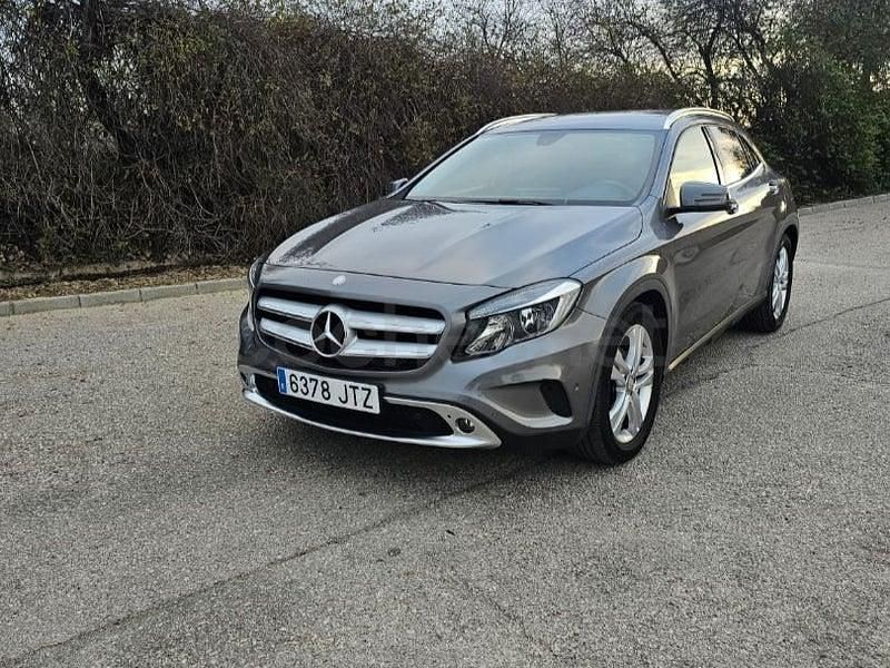 Usado Mercedes GLA200 Urban 156 CV (114 kW) 2014 Beige SUV