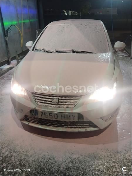 Usado Seat Ibiza SC FR 143 CV (105 kW) 2012 Blanco Utilitario