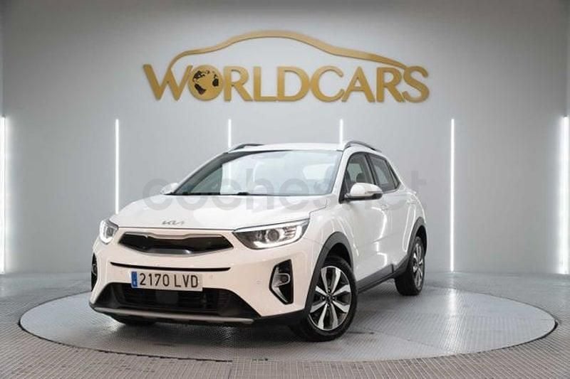 Usado Kia Stonic 100 CV (73 kW) 2021 Blanco SUV