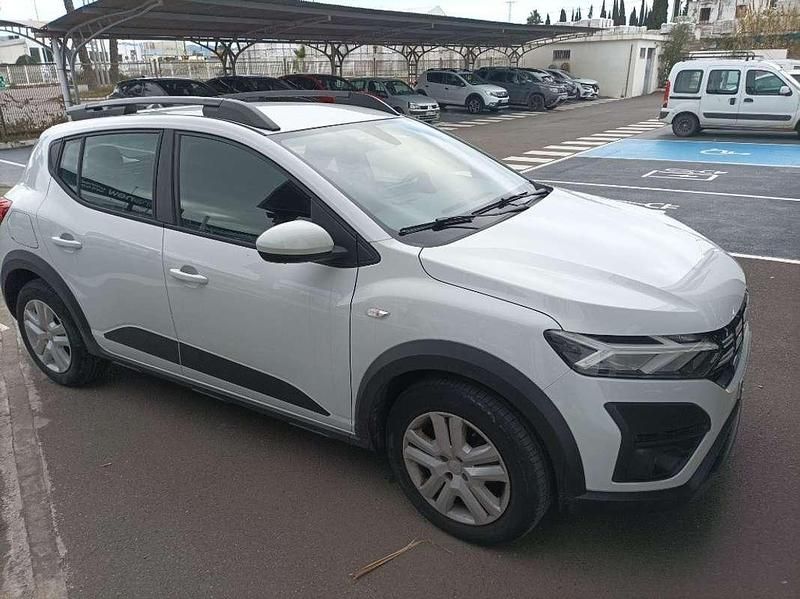 Usado Dacia Sandero Expression 91 CV (66 kW) 2024 Blanco Utilitario