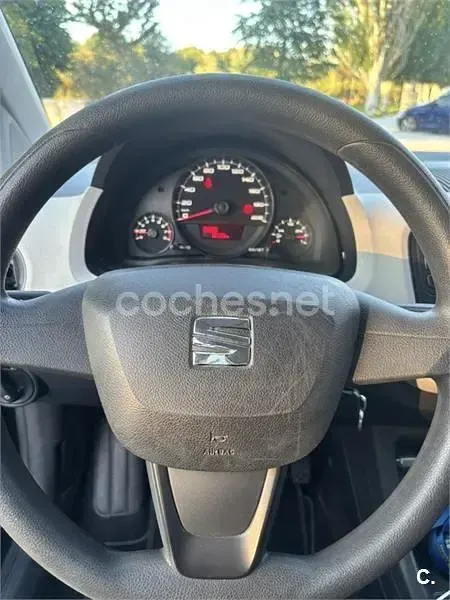 Usado Seat Mii Reference 60 CV (44 kW) 2014 Negro Utilitario