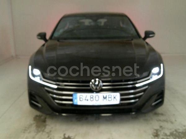 Usado VW Arteon R-line 150 CV (110 kW) 2022 Gris / plata Berlina