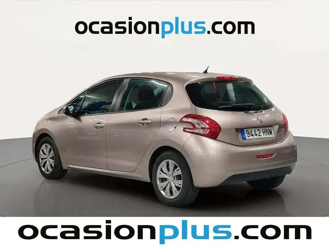 Usado Peugeot 208 Active 82 CV (60 kW) 2013 Otro Utilitario
