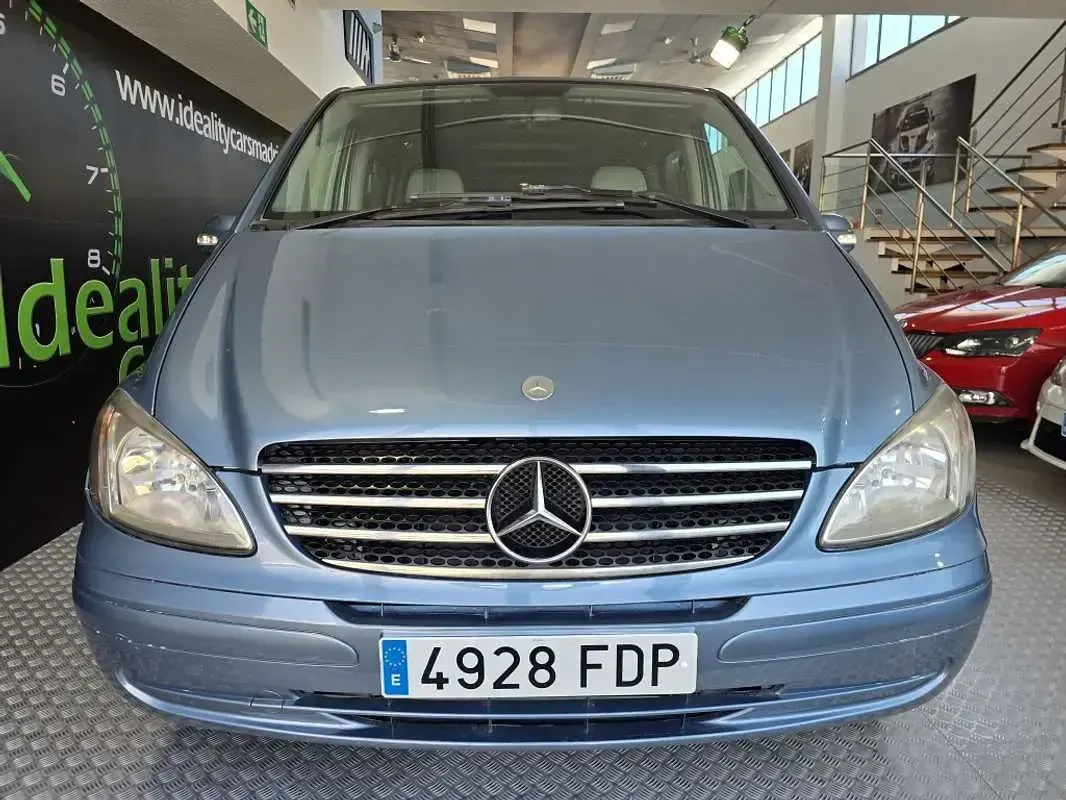 Usado Mercedes Viano 150 CV (110 kW) 2006 Azul Monovolumen