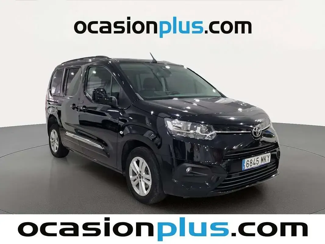 Usado Toyota Proace Active 131 CV (96 kW) 2023 Negro Monovolumen