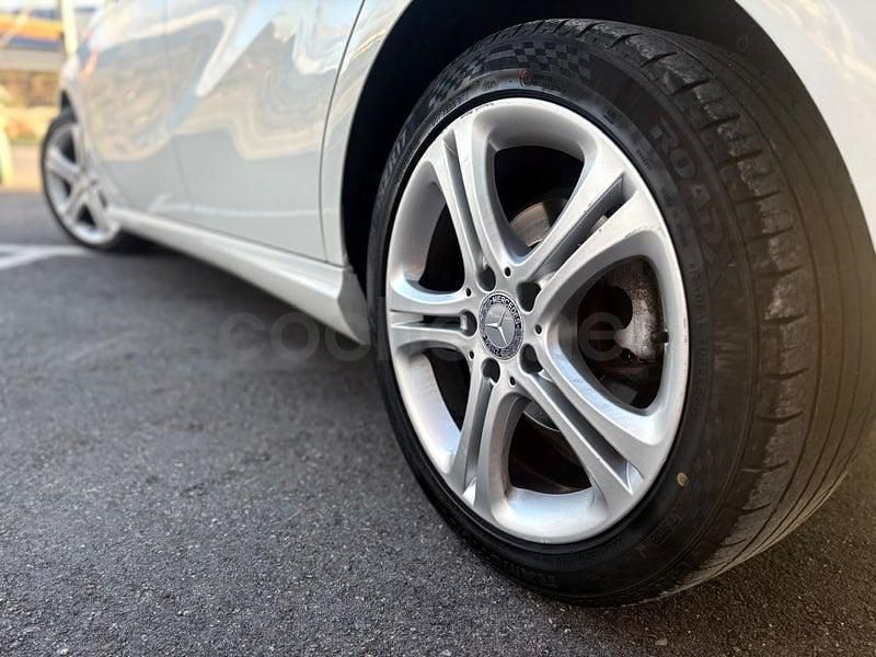 Usado Mercedes A180 Style 109 CV (80 kW) 2015 Blanco Berlina
