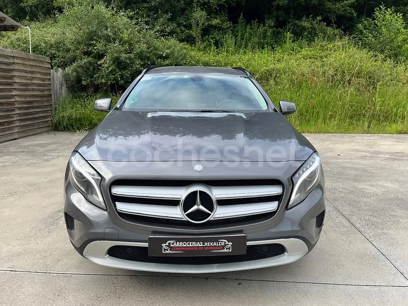 Usado Mercedes GLA220 Style 177 CV (130 kW) 2016 Gris / plata SUV