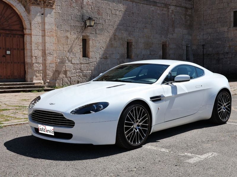 Negro Usado 2008 Aston Martin Vantage Coupe | 74.900 € - Imagen 1/4