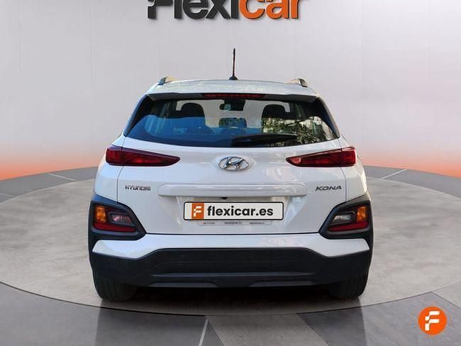 Usado Hyundai Kona 120 CV (88 kW) 2020 Blanco SUV