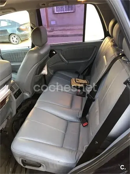 Usado Mercedes ML400 250 CV (183 kW) 2002 Azul SUV
