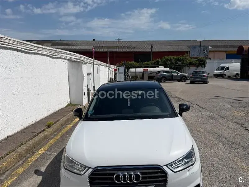 Usado Audi A1 Sportback 116 CV (85 kW) 2016 Blanco Utilitario