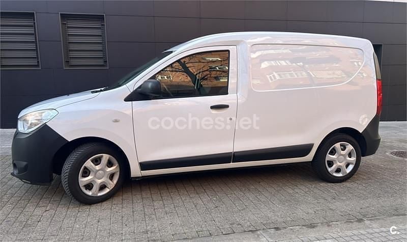 Usado Dacia Dokker Ambiance 90 CV (66 kW) 2016 Blanco Monovolumen