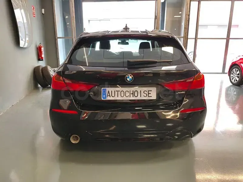 Usado BMW 116 Comfort Edition 116 CV (85 kW) 2019 Negro Utilitario