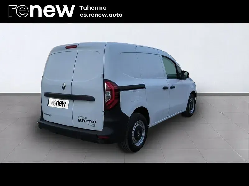 Usado Renault Kangoo 88 kW (120 CV) 2024 Marrón Utilitario