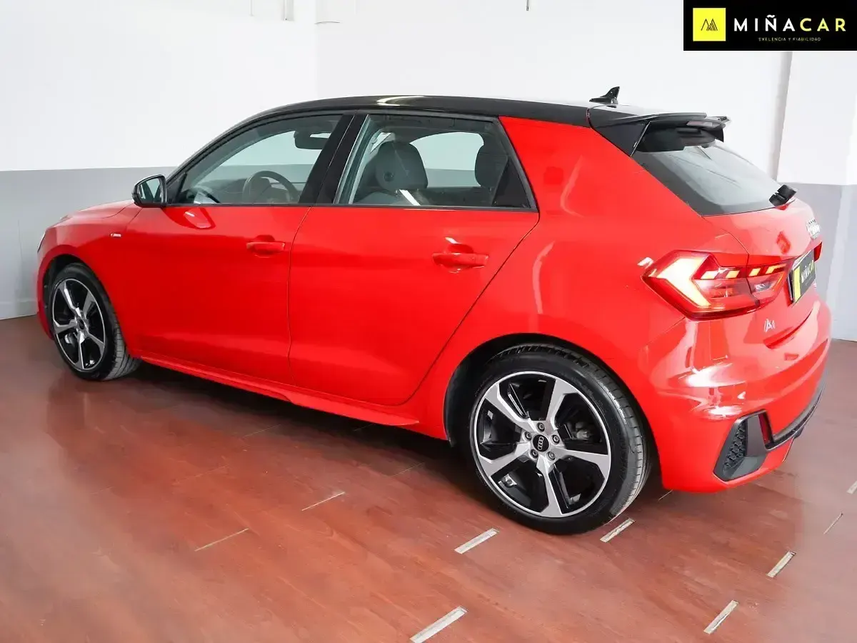 Usado Audi A1 Sportback 110 CV (80 kW) 2023 Rojo Utilitario