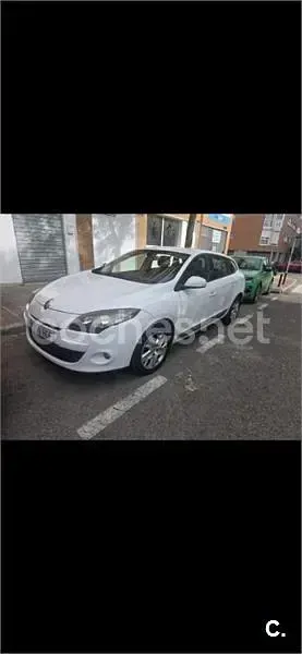 Usado Renault Mégane GrandTour 110 HP (80 kW) 2011 Branco Carrinha